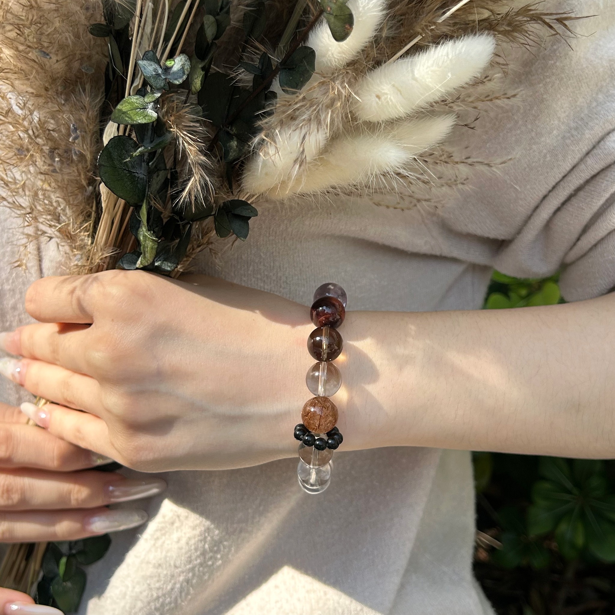 Aurlin Capricorn Natural Energy Crystal Bracelet – Ambition & Grounded Success