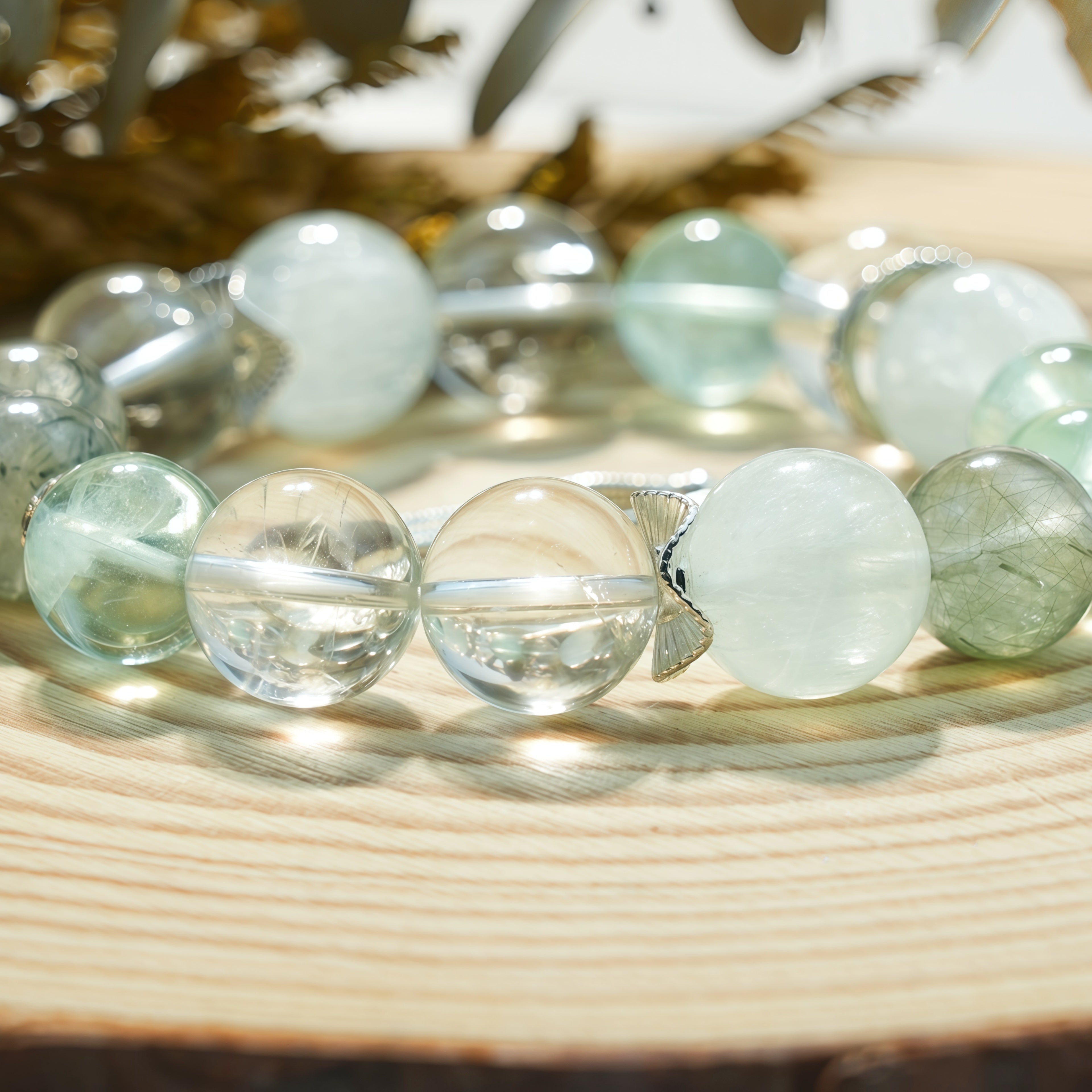 Aurlin Heart Chakra Energy Crystal Bracelet – Healing · Acceptance · Compassion