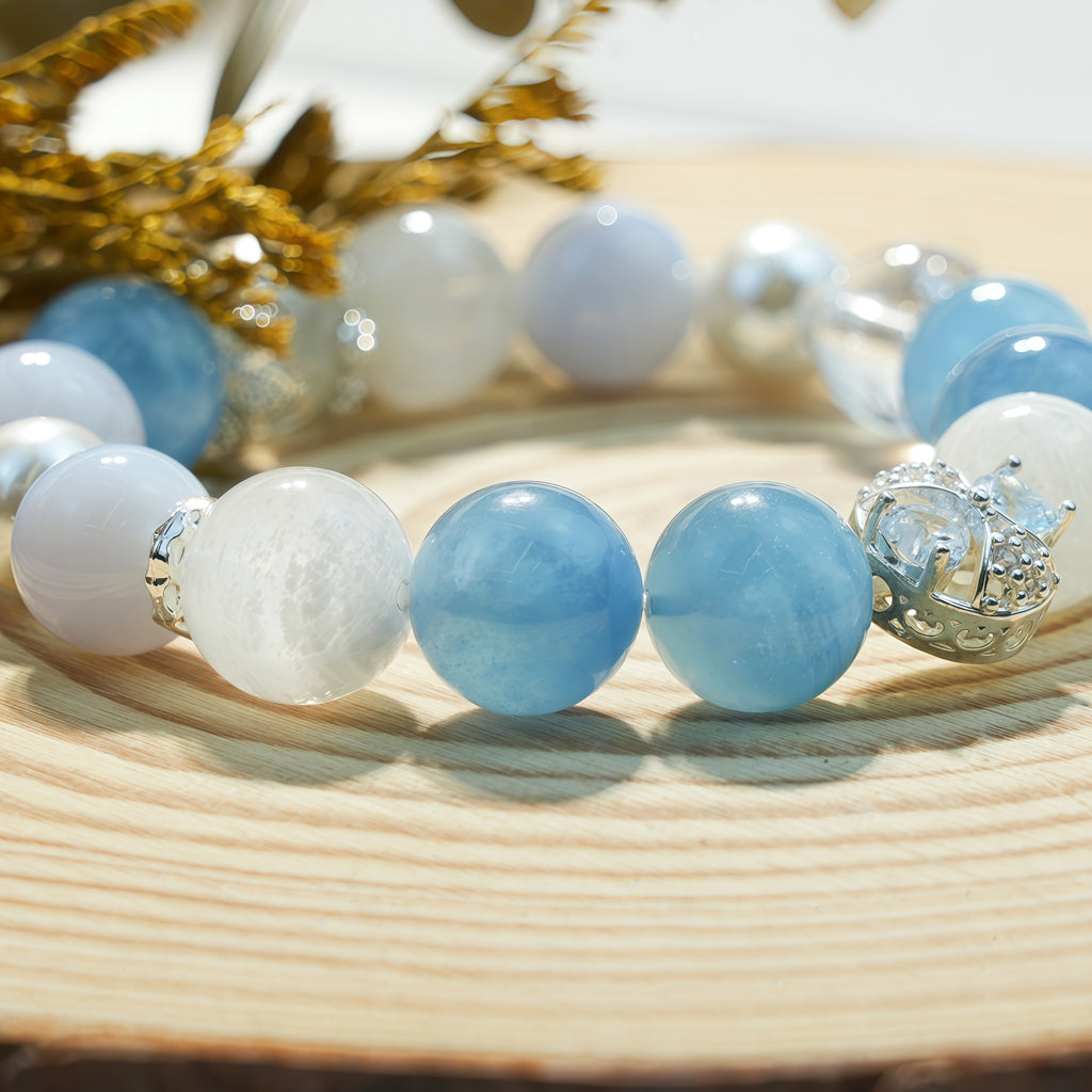 Aurlin Throat Chakra Energy Crystal Bracelet – Clear Communication · Self-Expression · Authentic Connection