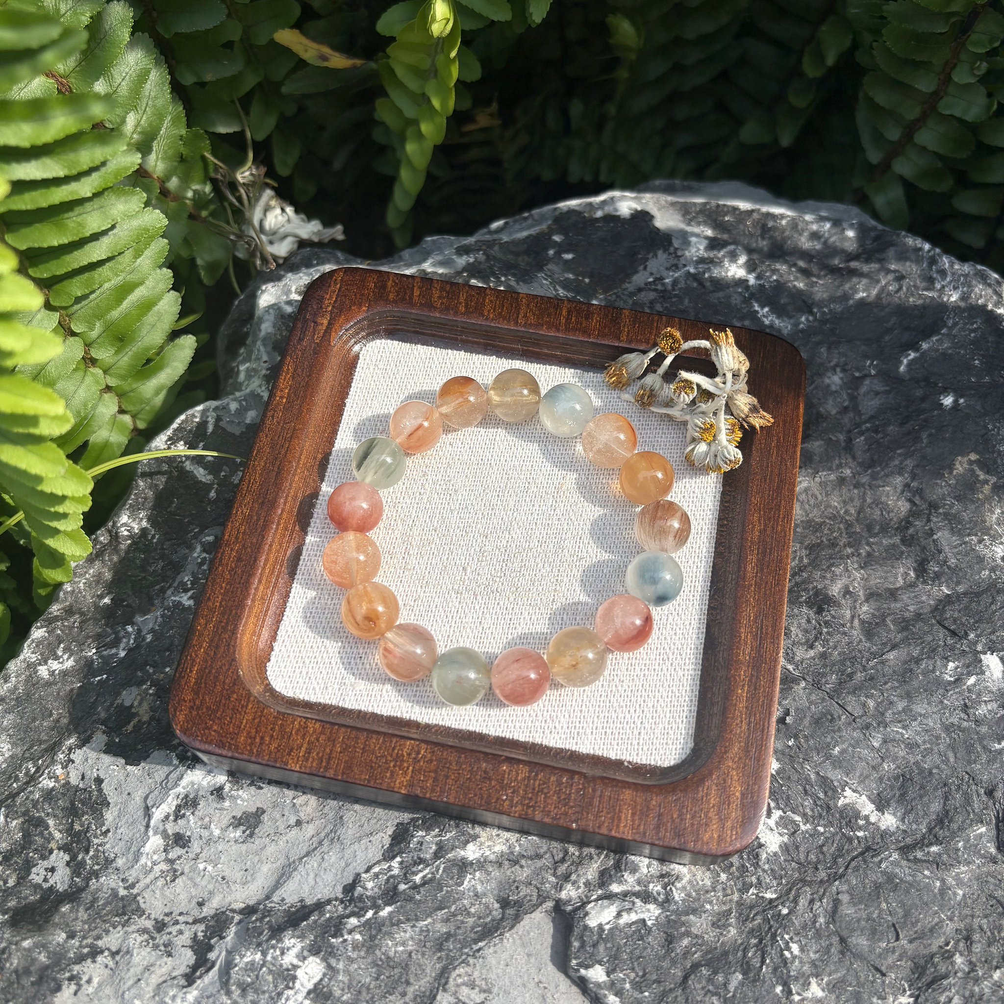 Aurlin Mixed Color Fiber Quartz Bracelet – Joy, Vitality & Creativity